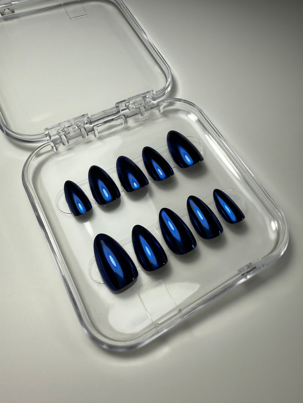 Modèle Chromé (+15 couleurs)