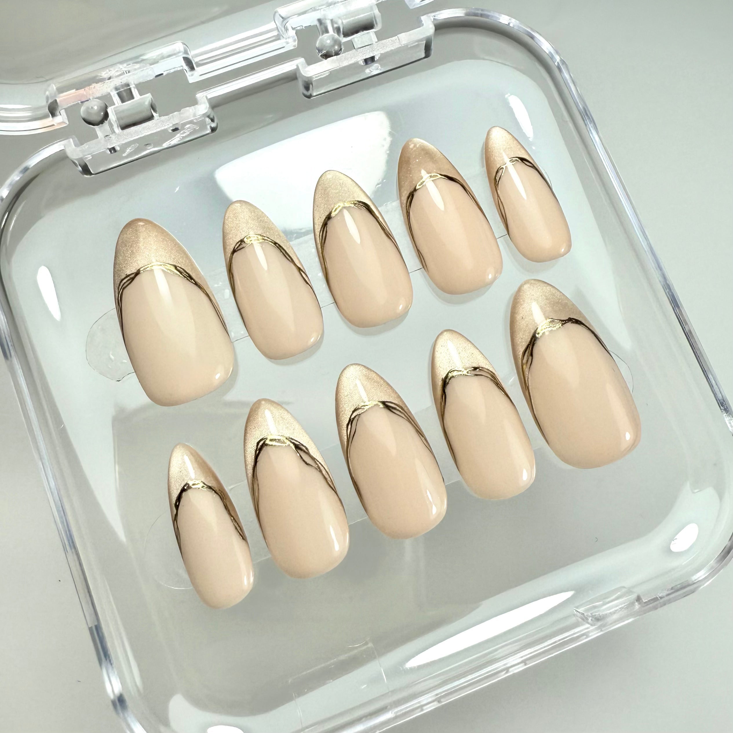 Modèle Champagne Pop my Claws