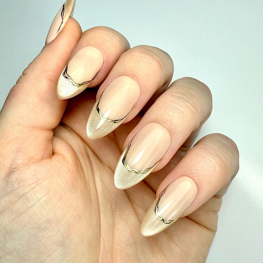 Modèle Champagne Pop my Claws