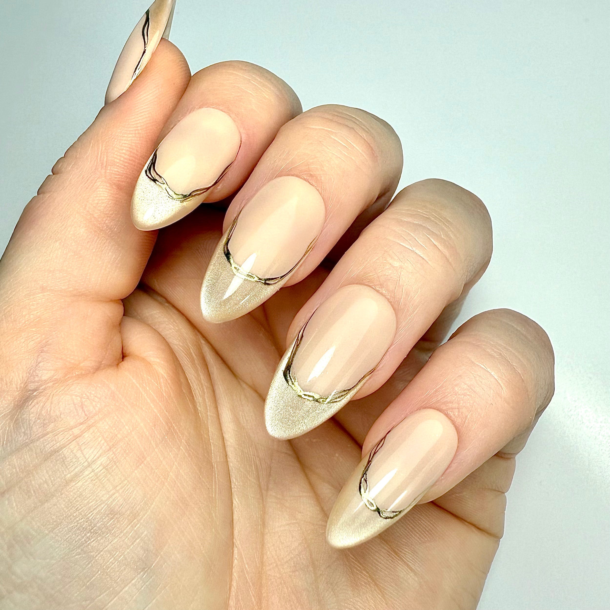 Modèle Champagne Pop my Claws