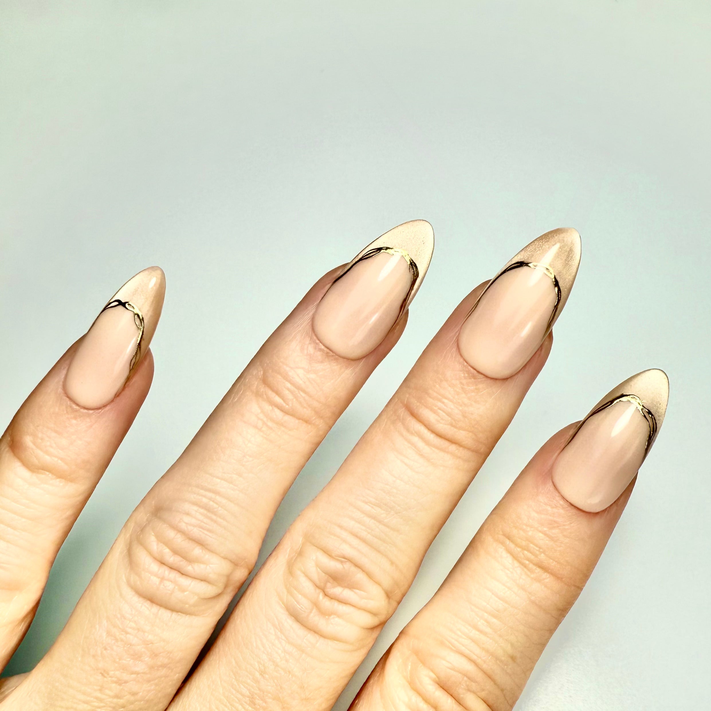 Modèle Champagne Pop my Claws